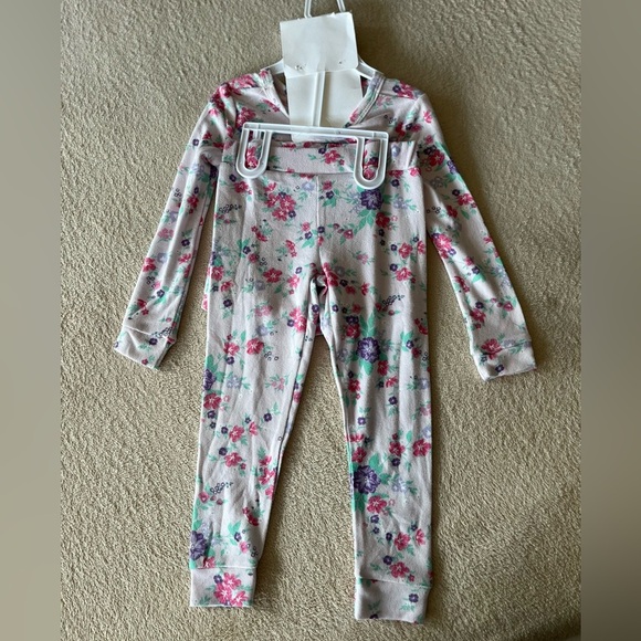 NWT Jessica Simpson Girls 3-Piece Pajama Set with Socks 3T - Picture 10 of 10